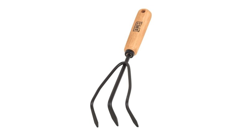 Tempered Steel Hand Cultivator with Wood Handle