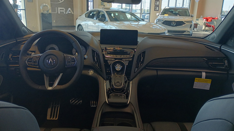 A photo of the 2023 Acura RDX interior