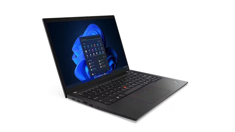Lenovo ThinkPad T14s keyboard and display