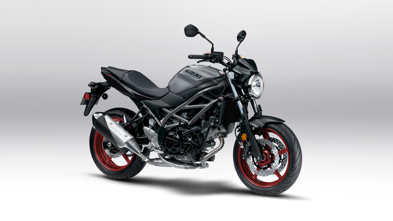 A Suzuki SV650