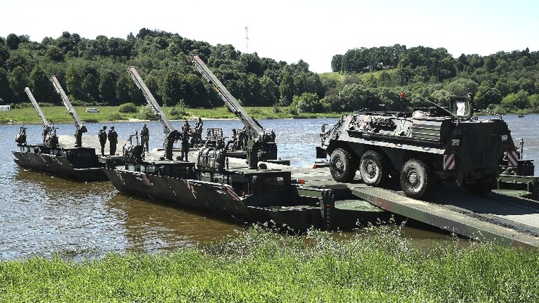 M3 Amphibious Rig