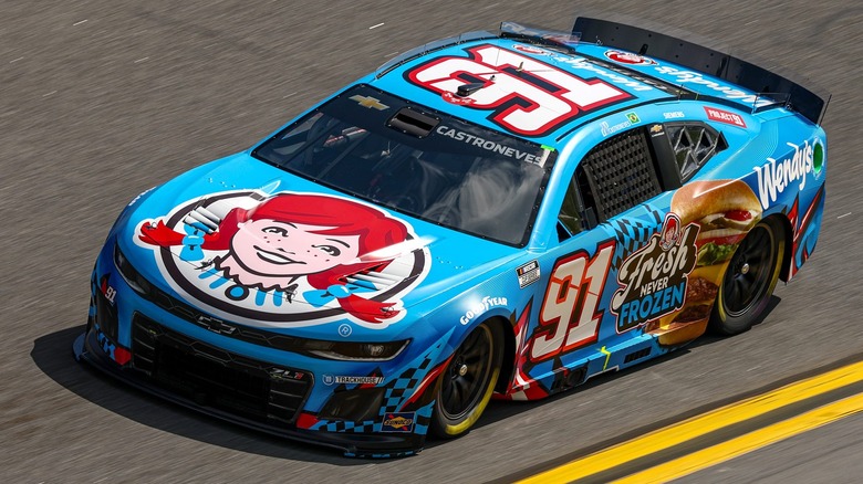 Hélio Castroneves' racecar, #91, with blue and red Wendy's branding