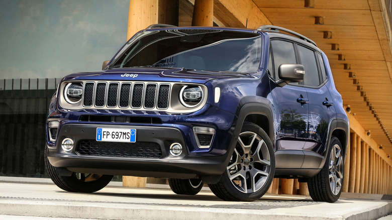 Jeep Renegade with Italian licence plate