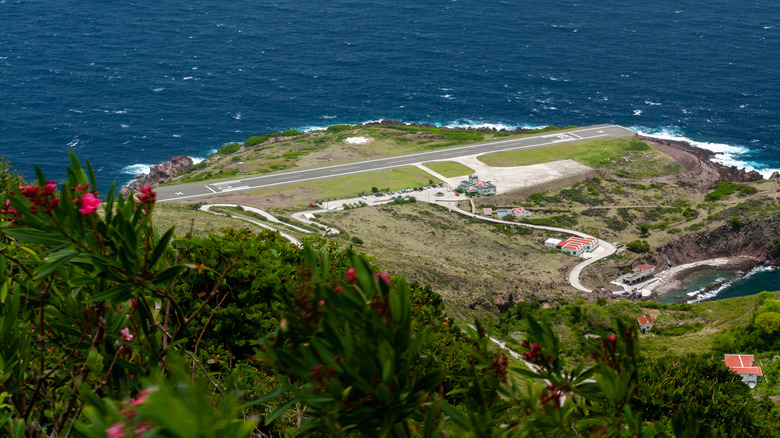 Juancho E. Yrausquin Airport on a sunny day