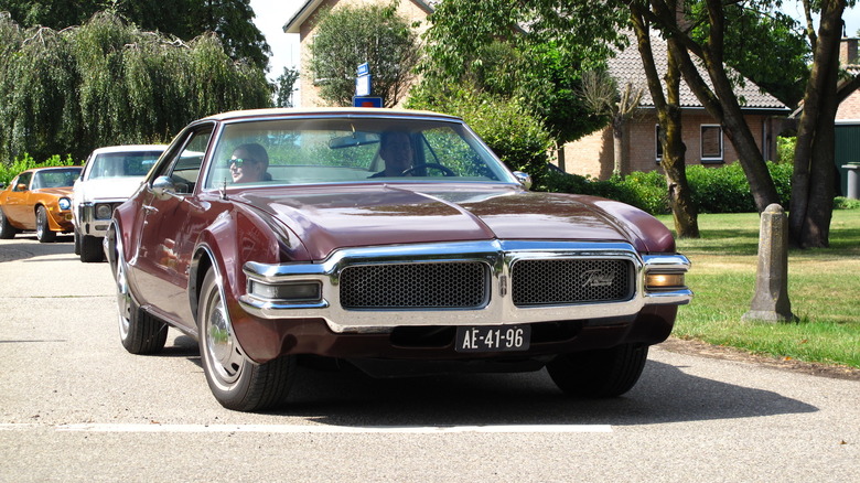 1968 Oldsmobile Toronado seen from in front and slightly right with headlights hidden