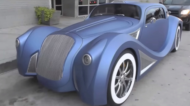 Front 3/4 view of Will.i.am's Beetle