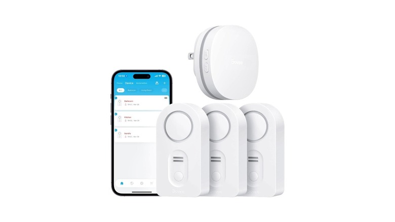 Govee Wi-Fi water sensor pack of three with a hub