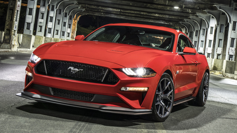 2018 Ford Mustang GT with Performance Pack front 3/4 view