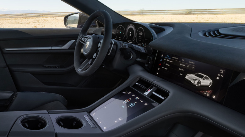 2025 Porsche Taycan Turbo GT dashboard side view