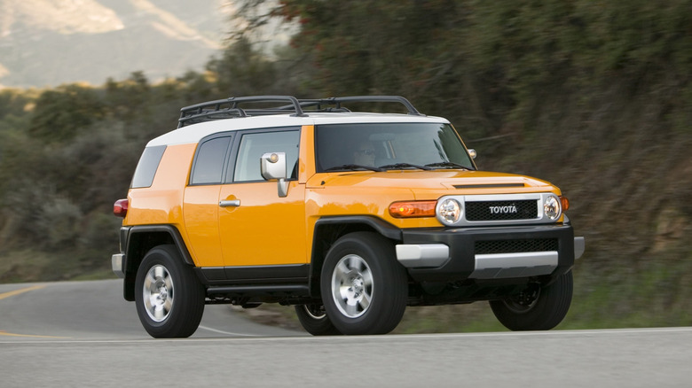 Toyota FJ Cruiser driving on a mountain road