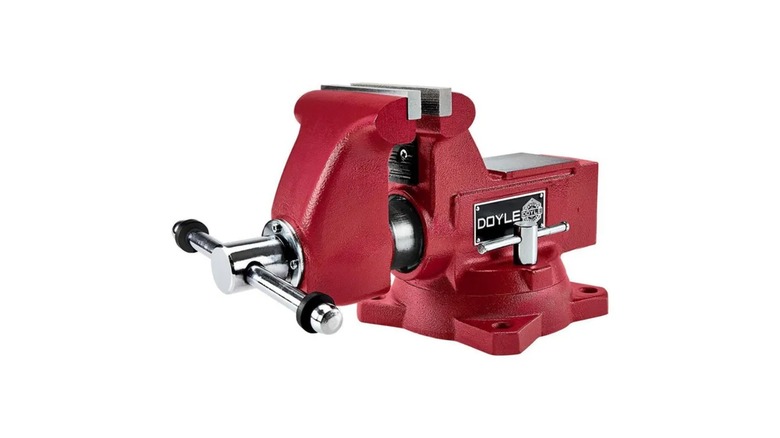 Doyle 6-Inch Swivel Vise with Anvil and Pipe Jaws