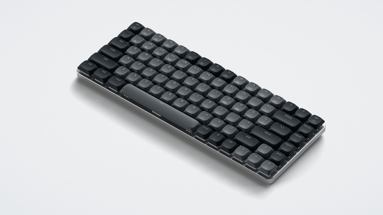 satechi sm1 slim white background