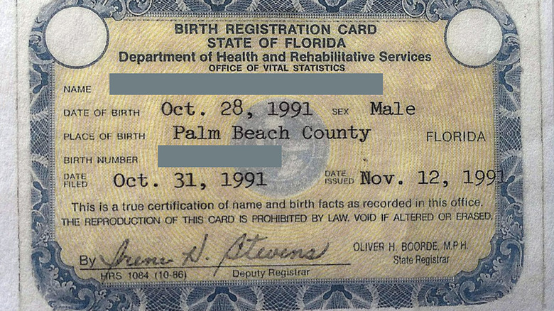 A photo of a Florida birth registration card