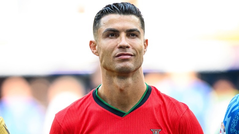 Cristiano Ronaldo in a portugese jersey