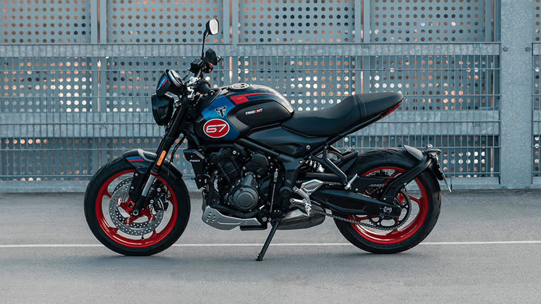 Triumph Trident 660 Triple Tribute Edition parked