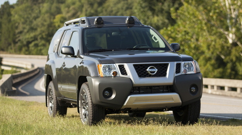 Nissan Xterra front 3/4