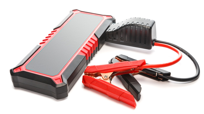 Portable jump starter