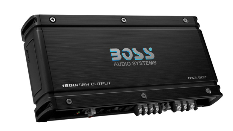 BOSS Audio Systems OX2.800 Car Amplifier on display