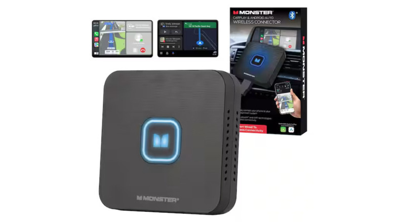 Monster CarPlay connector in black