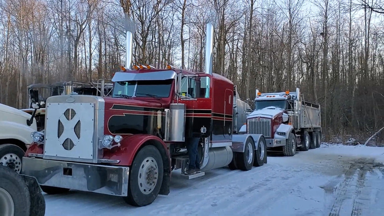 Truck equipped with Detroit Diesel 60 Series engine front 3/4 view