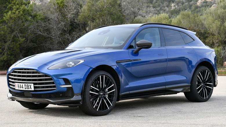 Aston Martin DBX