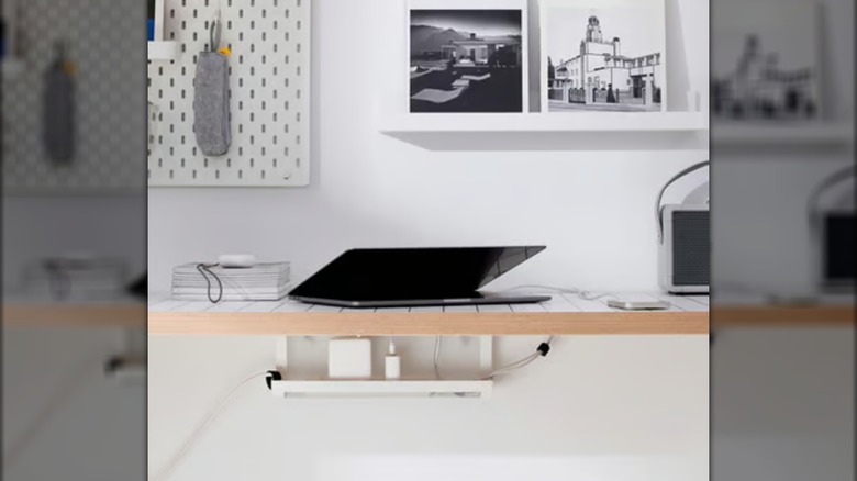 The Försäsong cable management tool