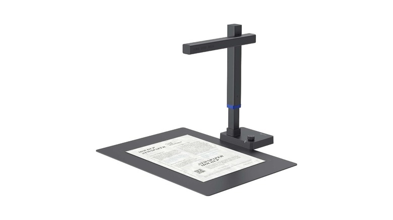Czur smart portable document scanner