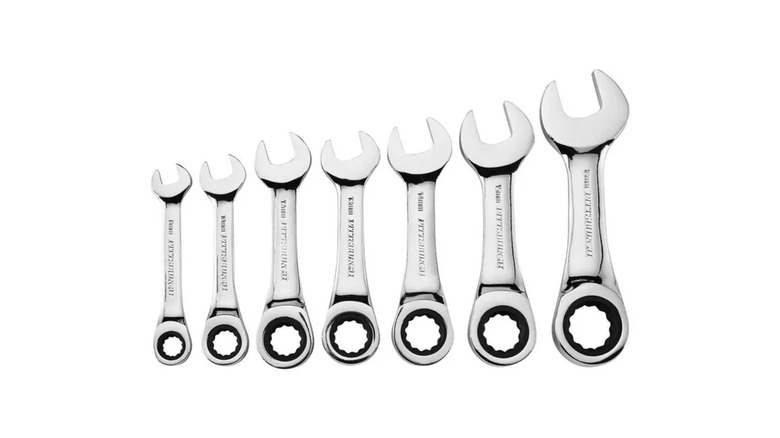 Pittsburgh Stubby Metric Ratcheting Combination Wrench Set (7-Piece)