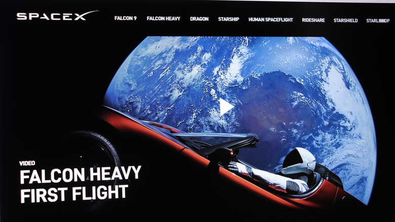 Official SpaceX website listing of the Falcon 9 flight