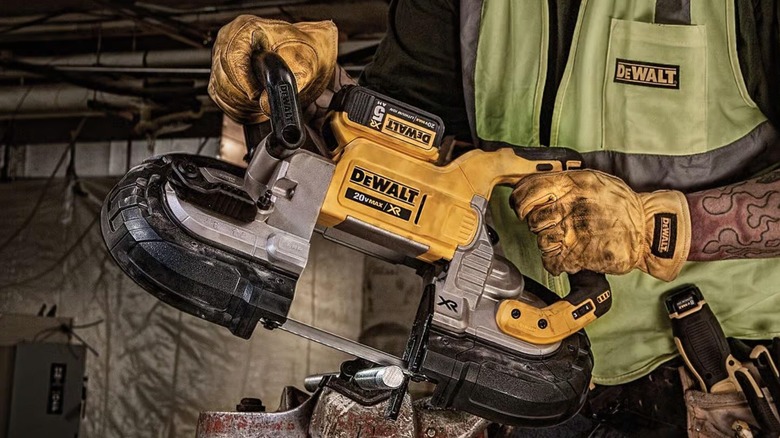 DeWalt 20V Max Brushless Deep Cut Band Saw