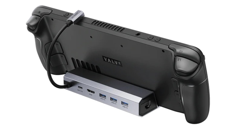 a JSAUX Docking station for the Steam Deck.