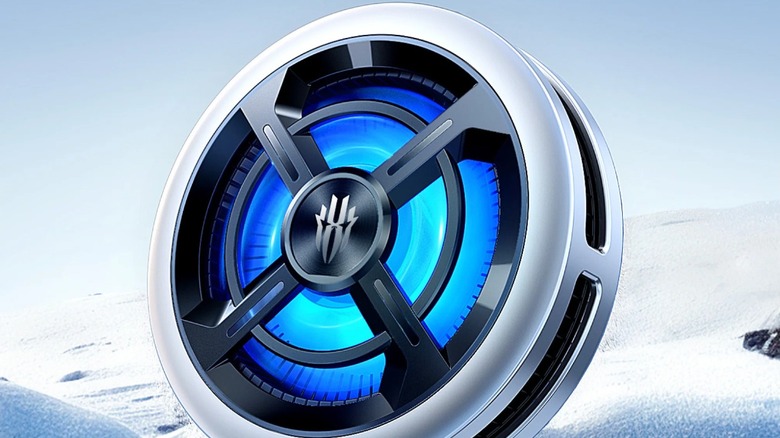 the RedMagic VC Cooler 6 Air on a snowy background.