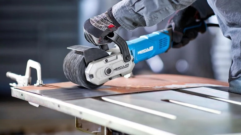 Hercules 9 Amp Variable Speed Surface Conditioning Tool