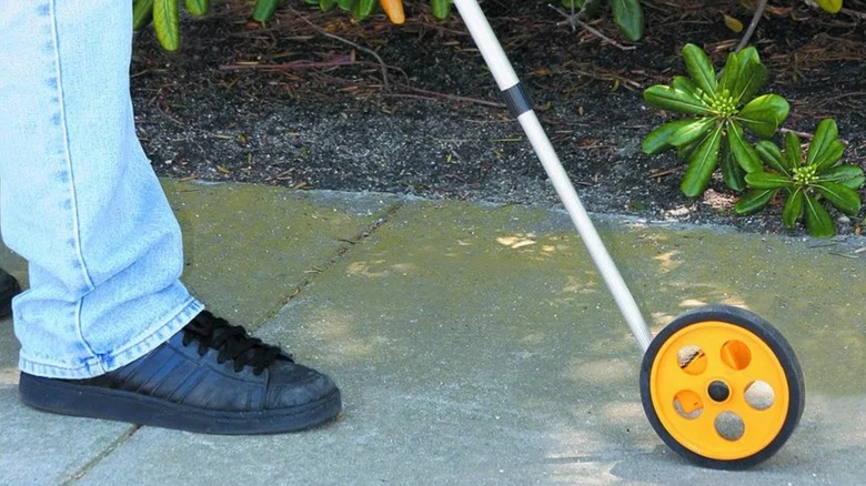 Pittsburgh 10,000 Foot/Meter Digital Measuring Wheel