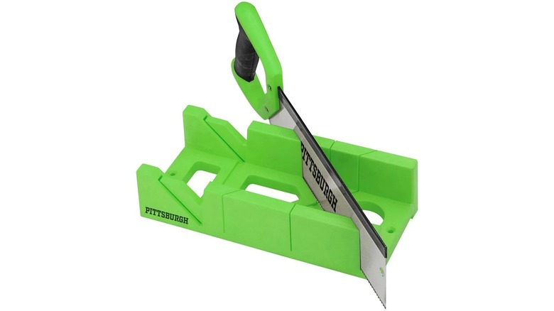 Pittsburgh 12-Inch Miter Box with 13-1/2-Inch Backsaw