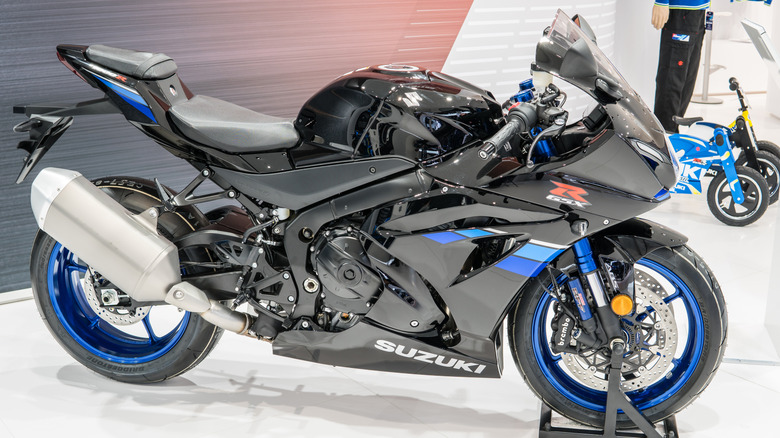 Suzuki GSX-R1000R at a motor show
