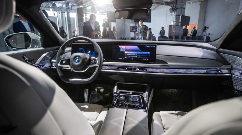 BMW 7 Series dashboard