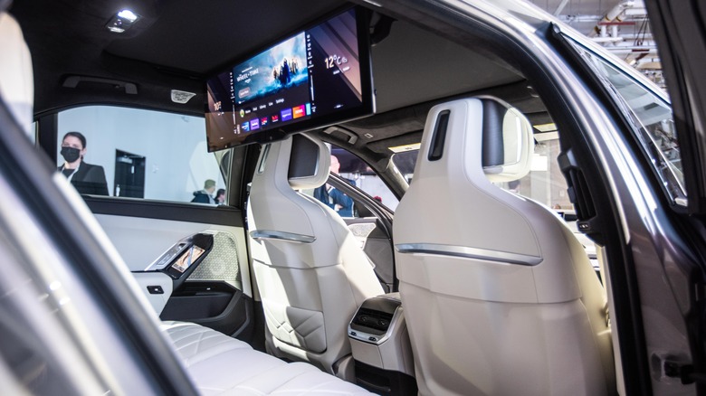 BMW 7 Series cabin