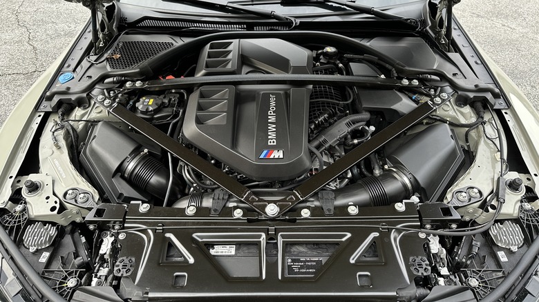 2023 BMW M3 engine