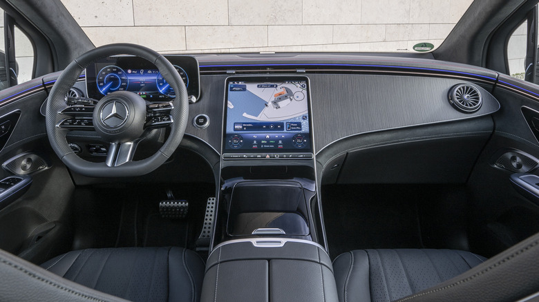 2023 Mercedes-Benz EQE SUV