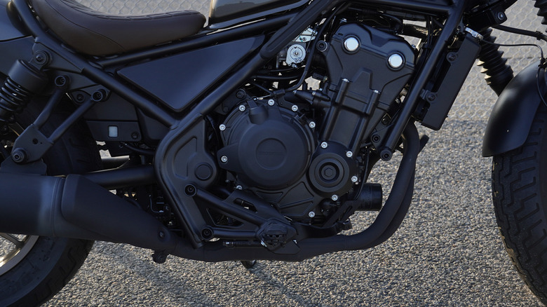2024 Honda Rebel 500 engine cradle detail