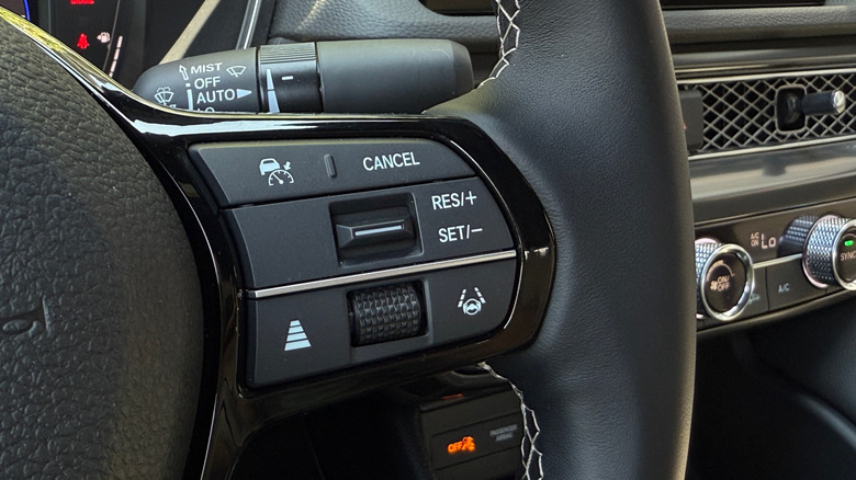 2025 Acura Integra steering wheel cruise control buttons