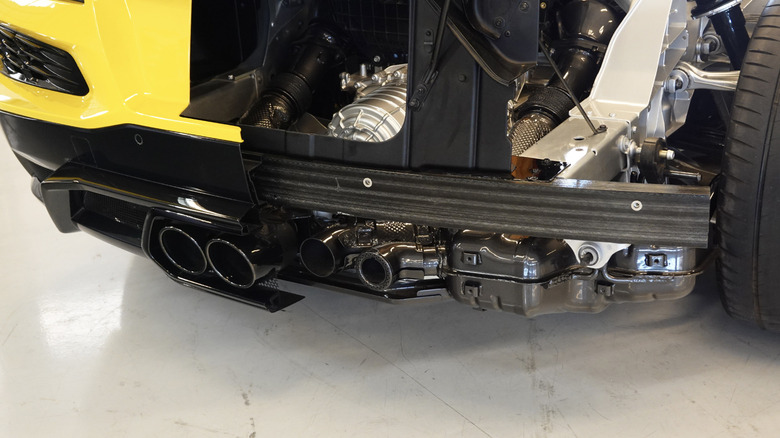 2025 Chevrolet Corvette ZR1 exhaust system cutaway detail