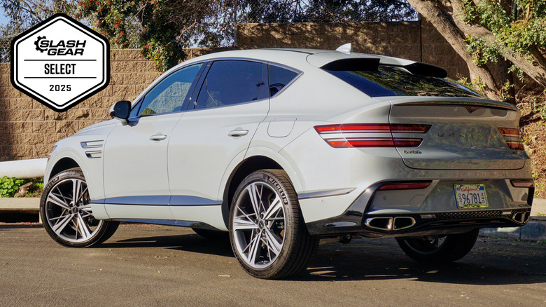 Genesis GV80 Coupe Rear 3/4
