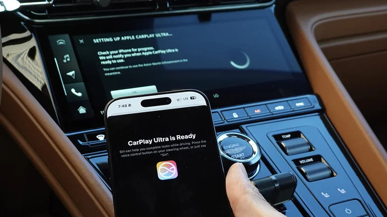CarPlay Ultra in an Aston Martin