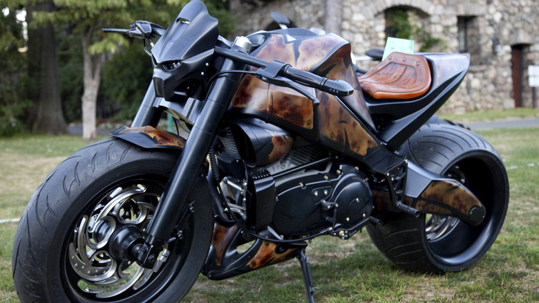 Custom Buell Motorcycle in the bike competition at the "Car Cruse Rally"