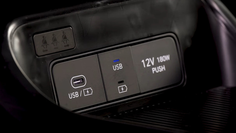 USB port in Hyundai car