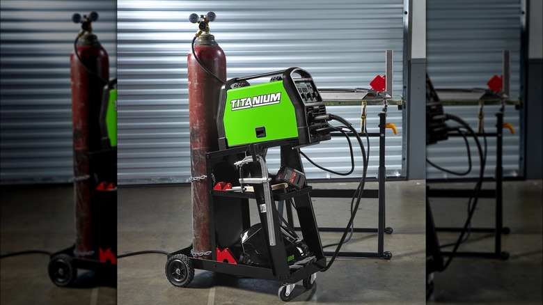Chicago Electric Welding cart
