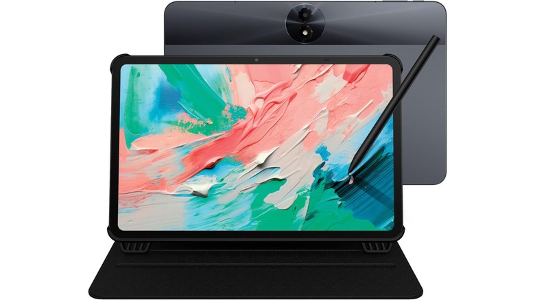 Product demo of TCL NxTpaper 11