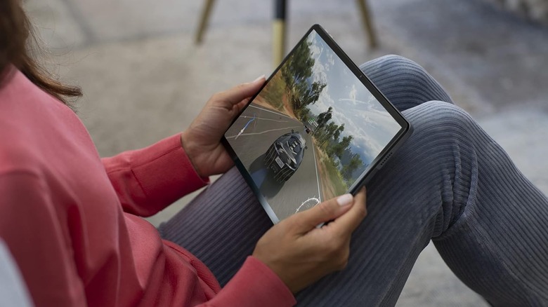 Product demo of Lenovo P11 Plus Tablet